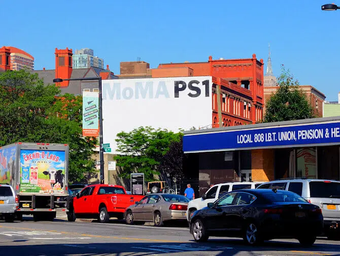 롱아일랜드 시티에서 할 일 - MoMA PS1