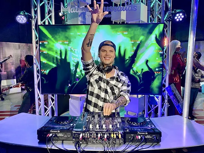 뉴욕 마담투소 - Avicii