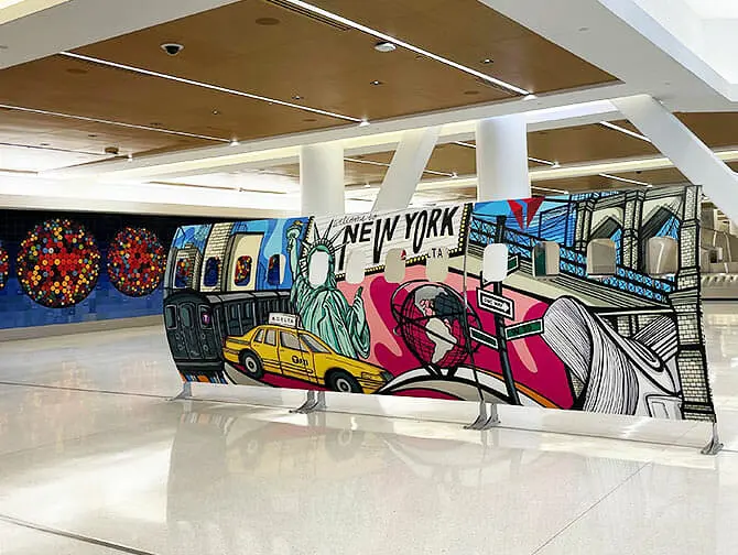 라과디아 공항 - 예술 작품