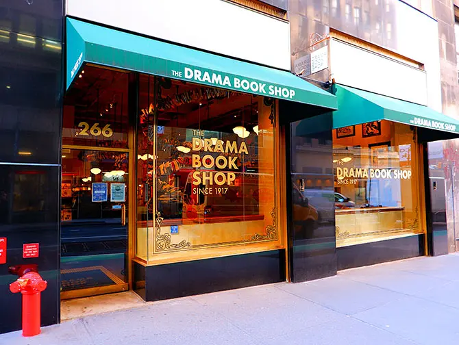 뉴욕의 서점 - The Drama Bookshop